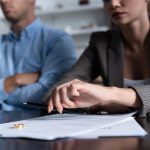 Skilsmisse i horisonten: 2 usynlige tegn på at et ekteskap